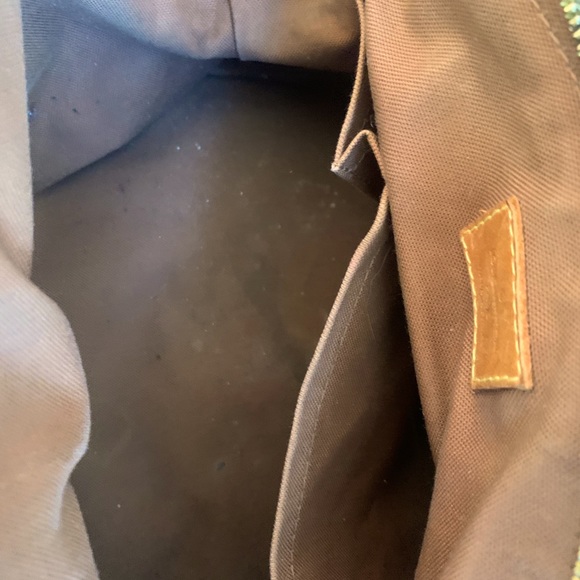 Authentic Louis Vuitton Tivoli with dust bag. - Picture 5 of 12